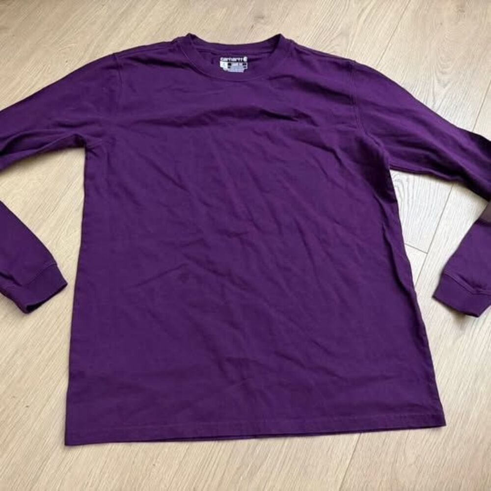 Carhartt women’s Loose Fit Long Sleeve Graphic T-Shirt - Small